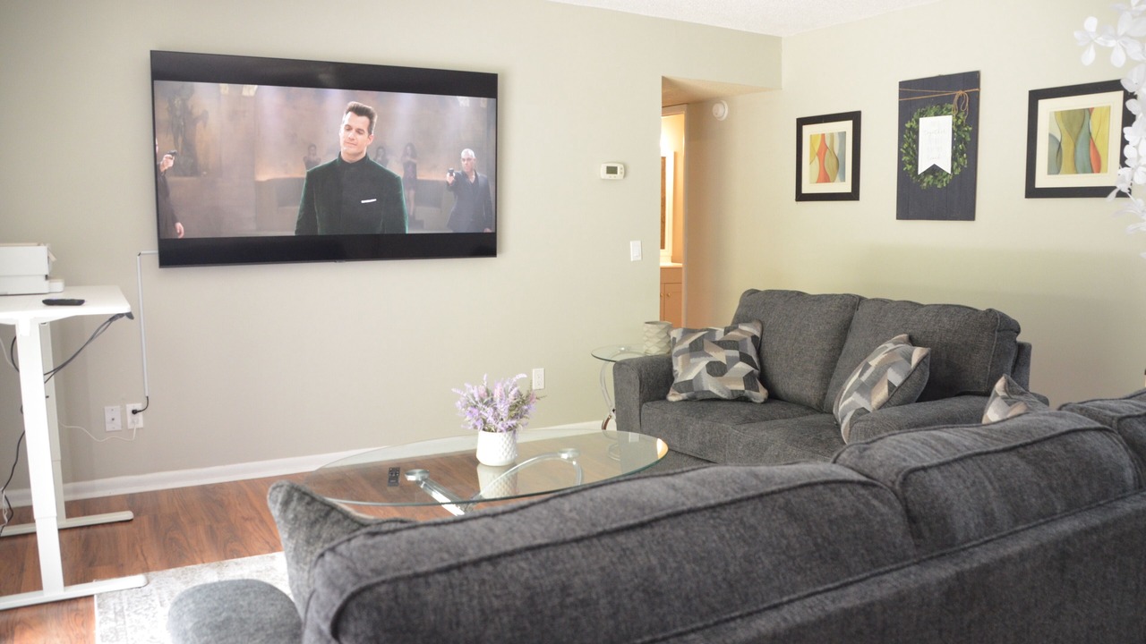 Photo of Livingroom in Enterprise