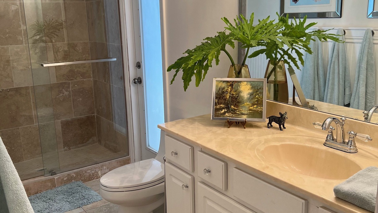 Photo of Bathroom in Fellowship
