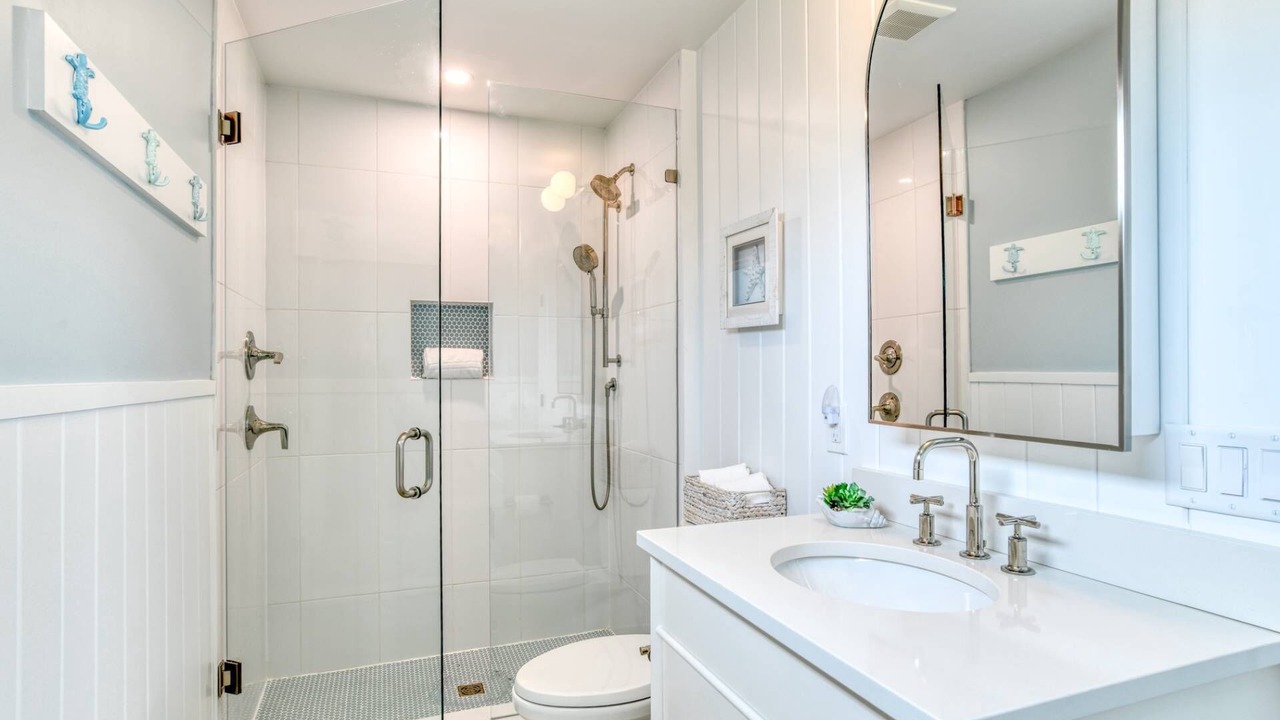 Photo of Bathroom in Crescent Beach