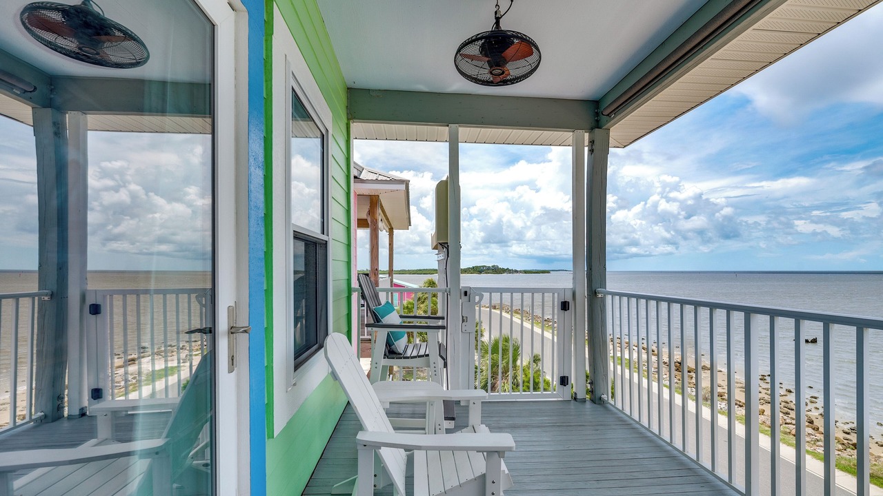 Photo of Patio Balcony in Cedar Key