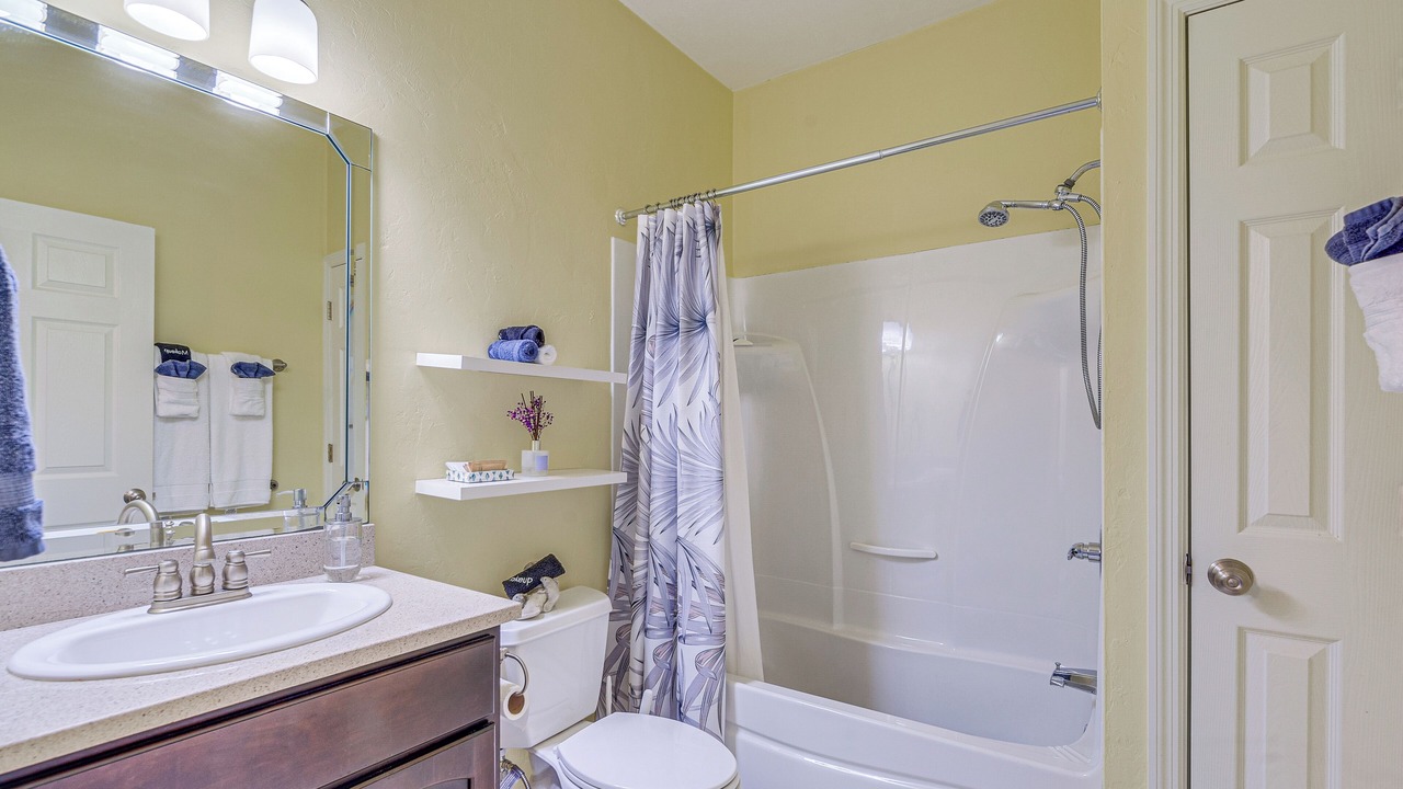 Photo of Bathroom in Cedar Key