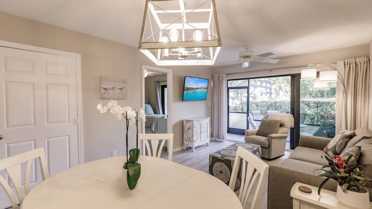 Photo of Bedroom in Park Shore