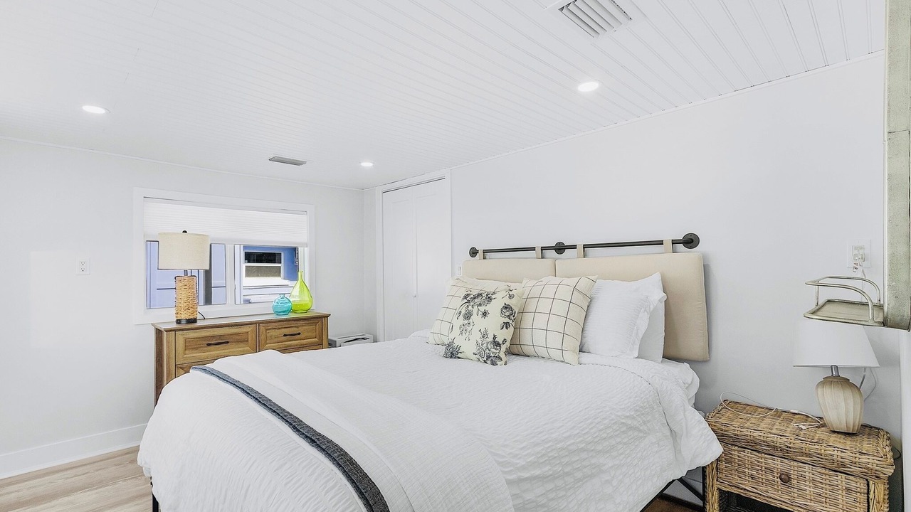 Photo of Bedroom in Matlacha