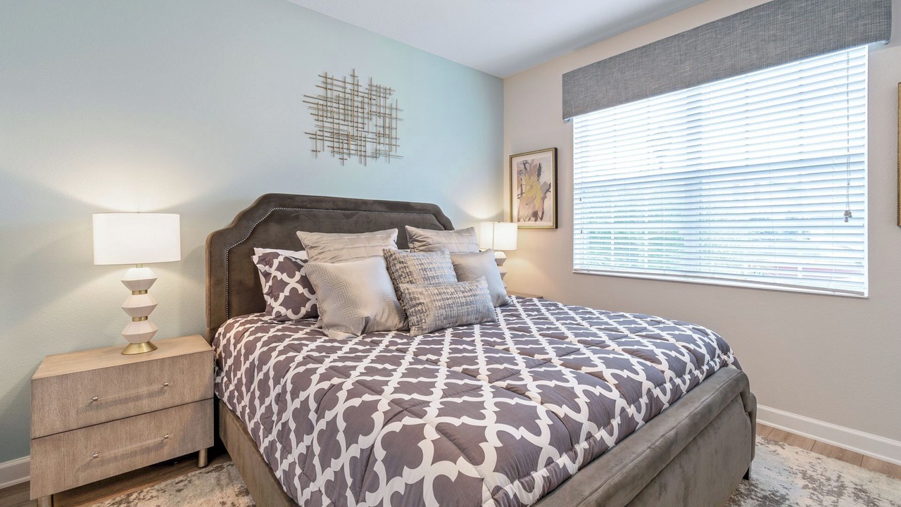 Photo of Bedroom in Bay Lake