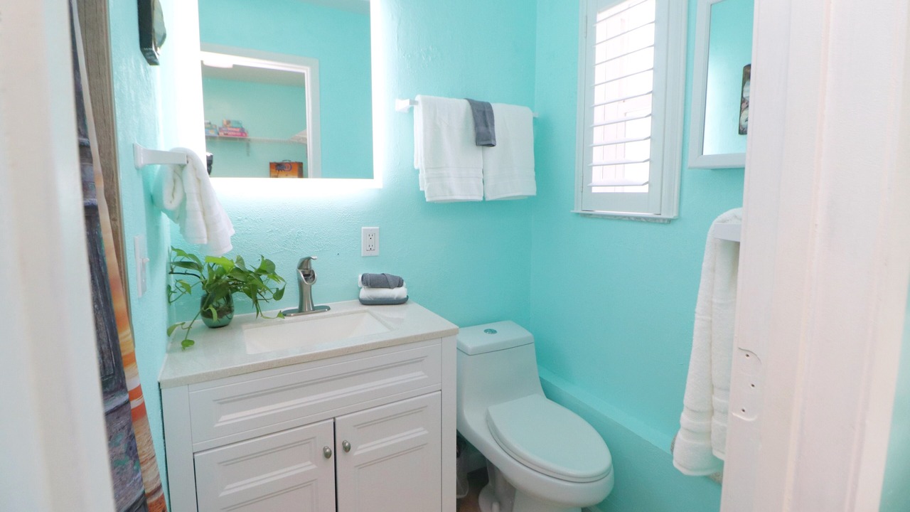 Photo of Bathroom in New Smyrna Beach