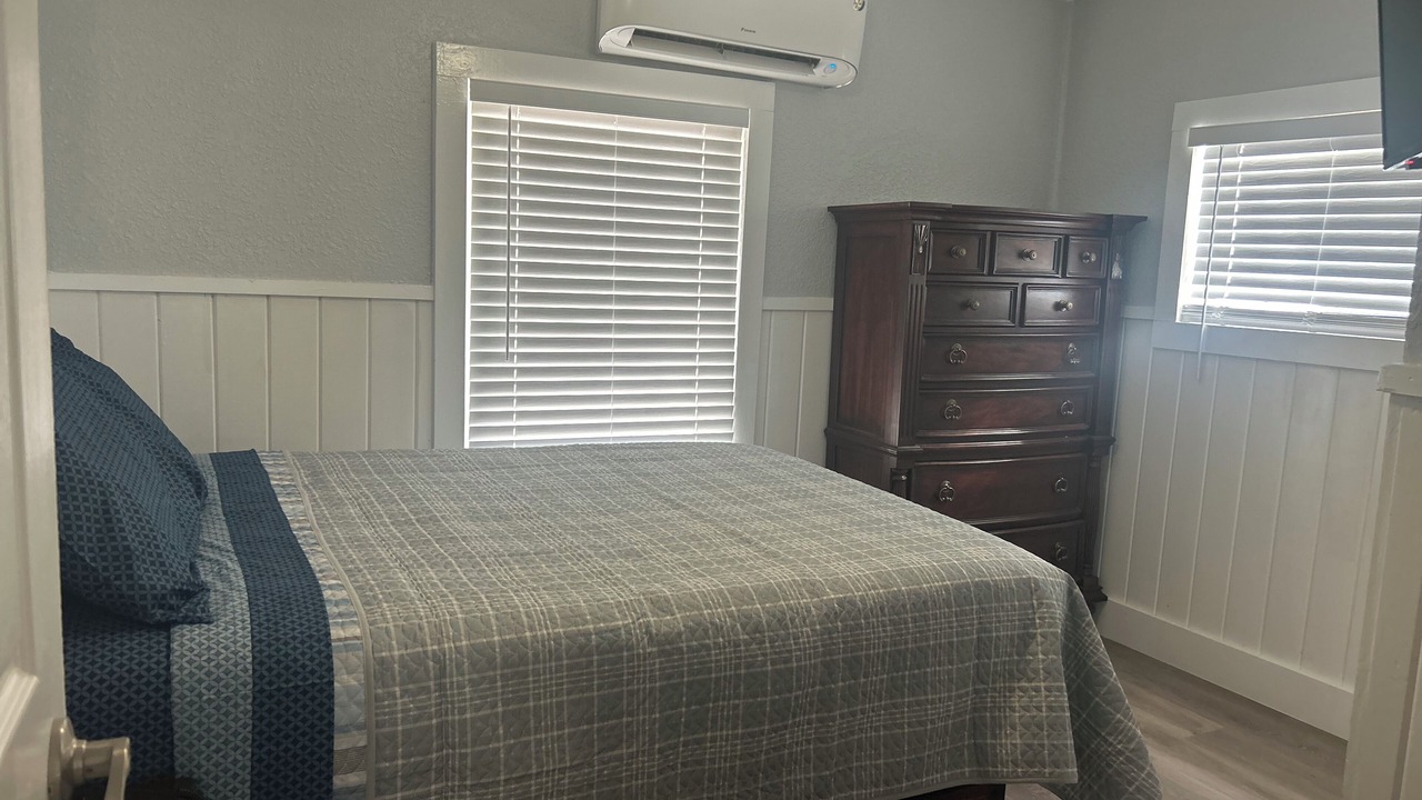 Photo of Bedroom in Tarpon Springs