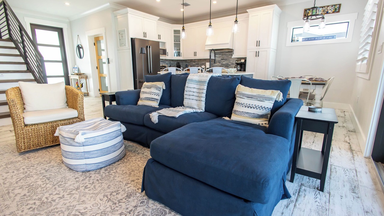 Photo of Livingroom in Cudjoe Gardens
