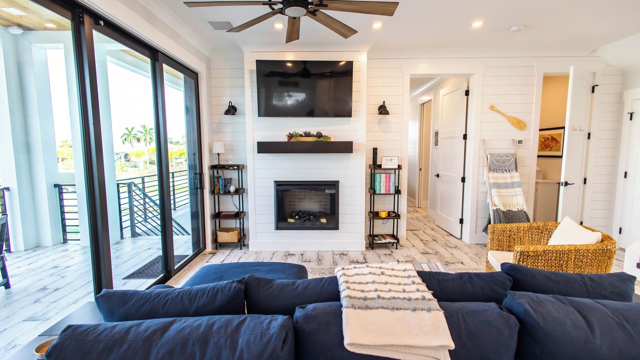 Photo of Livingroom in Cudjoe Gardens