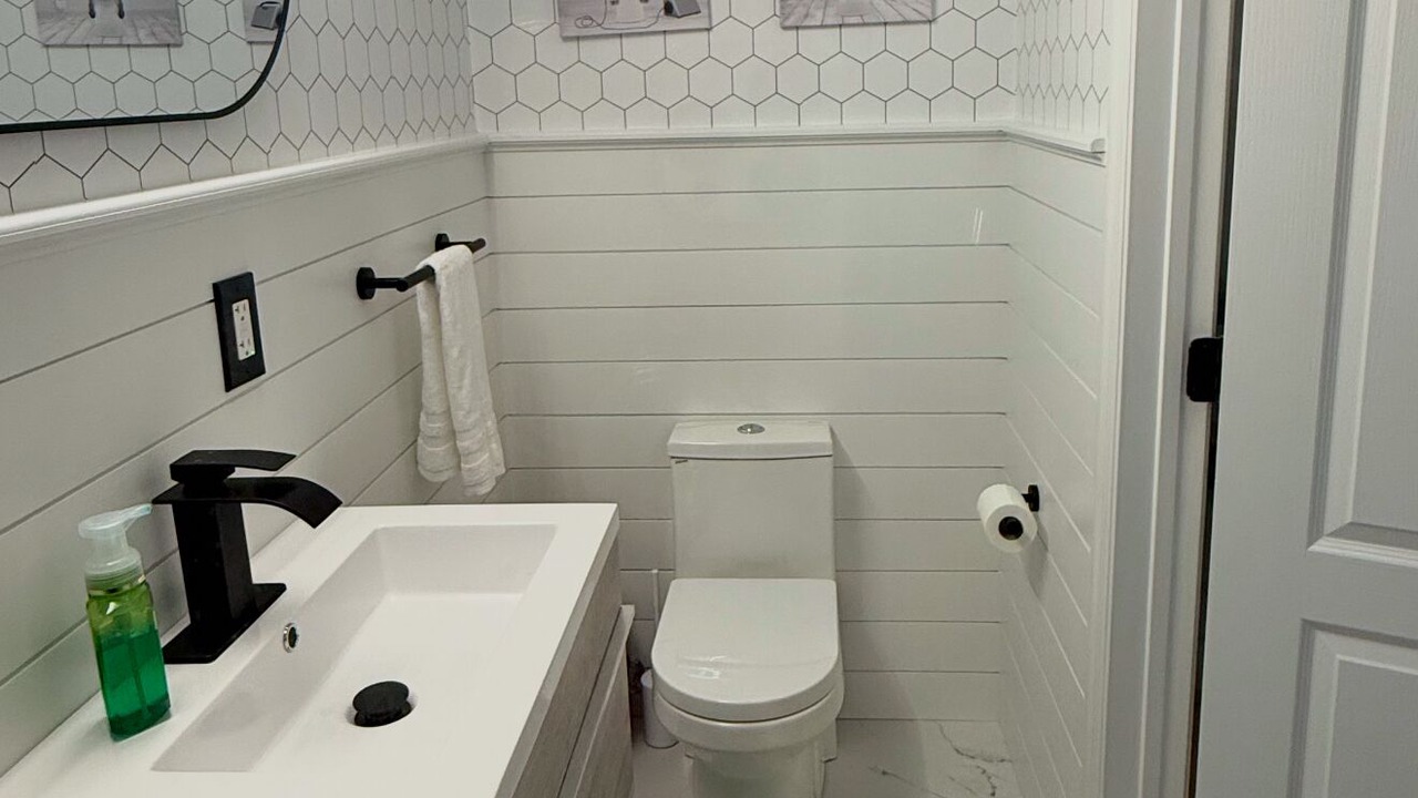 Photo of Bathroom in Long Branch