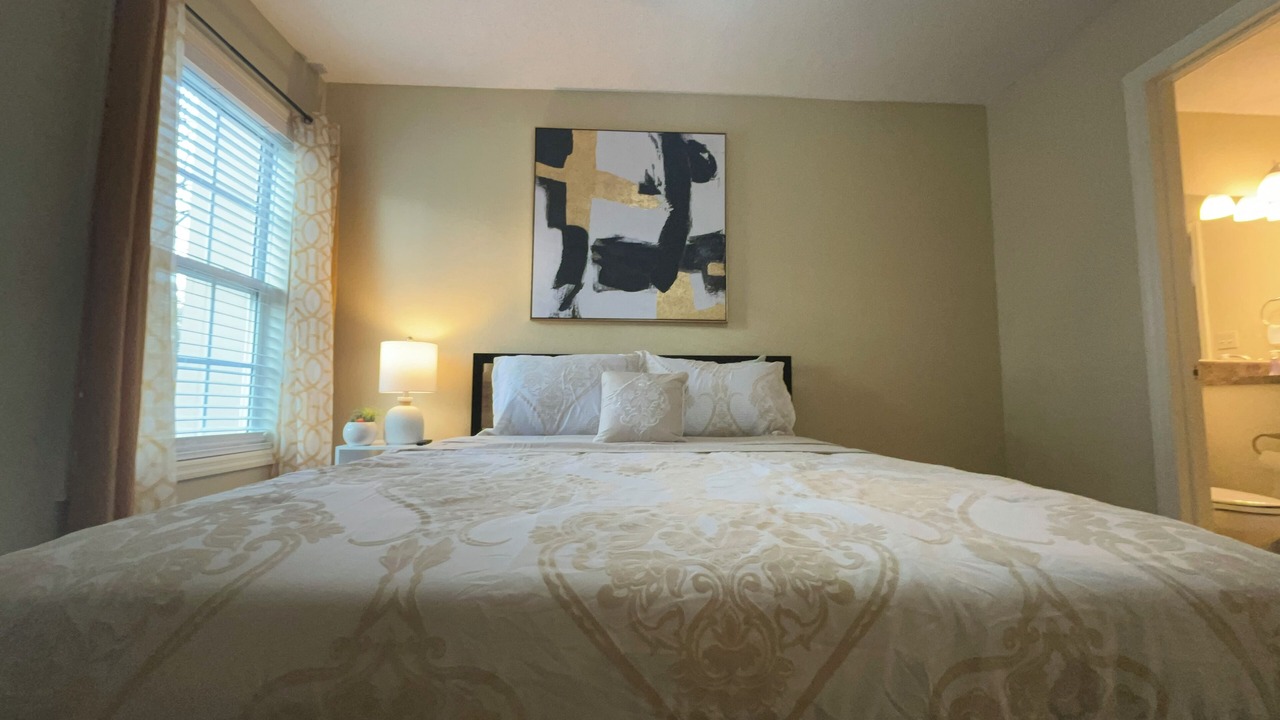Photo of Bedroom in Valdosta