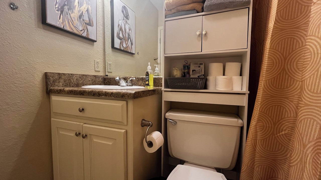 Photo of Bathroom in Valdosta