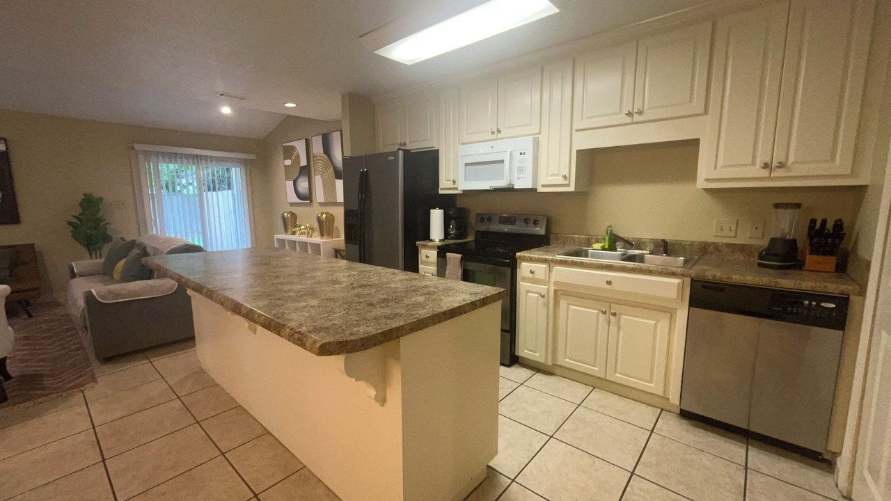 Photo of Kitchen in Valdosta
