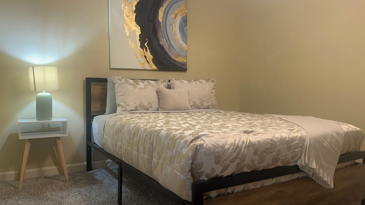Photo of Bedroom in Valdosta