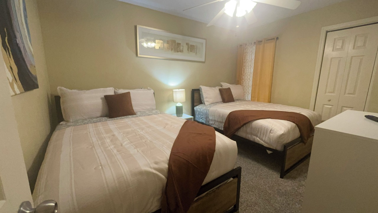 Photo of Bedroom in Valdosta