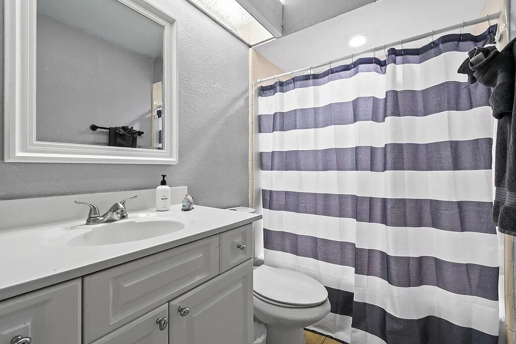 Photo of Bathroom in Port Saint Lucie