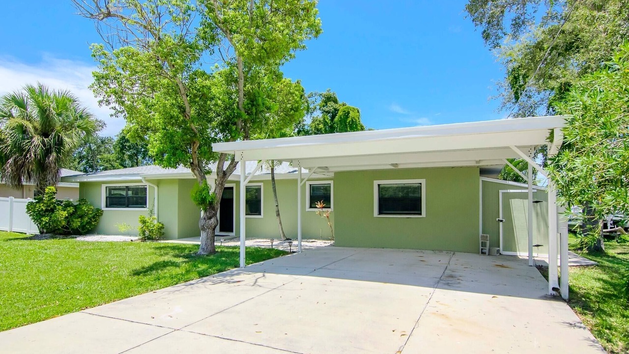 Photo of Outdoor in Largo