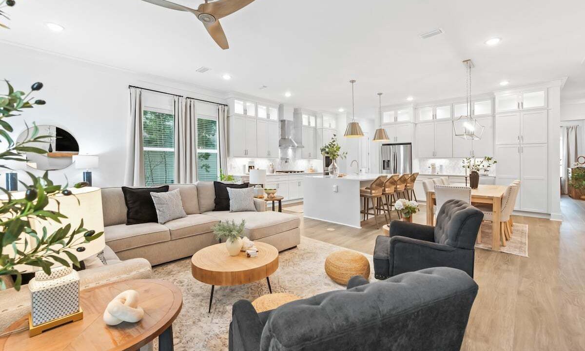 Photo of Livingroom in Gulfview Heights