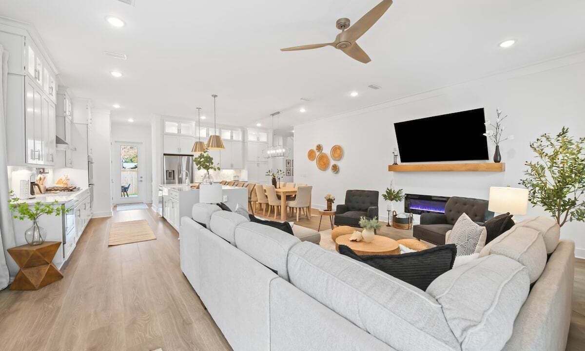Photo of Livingroom in Gulfview Heights