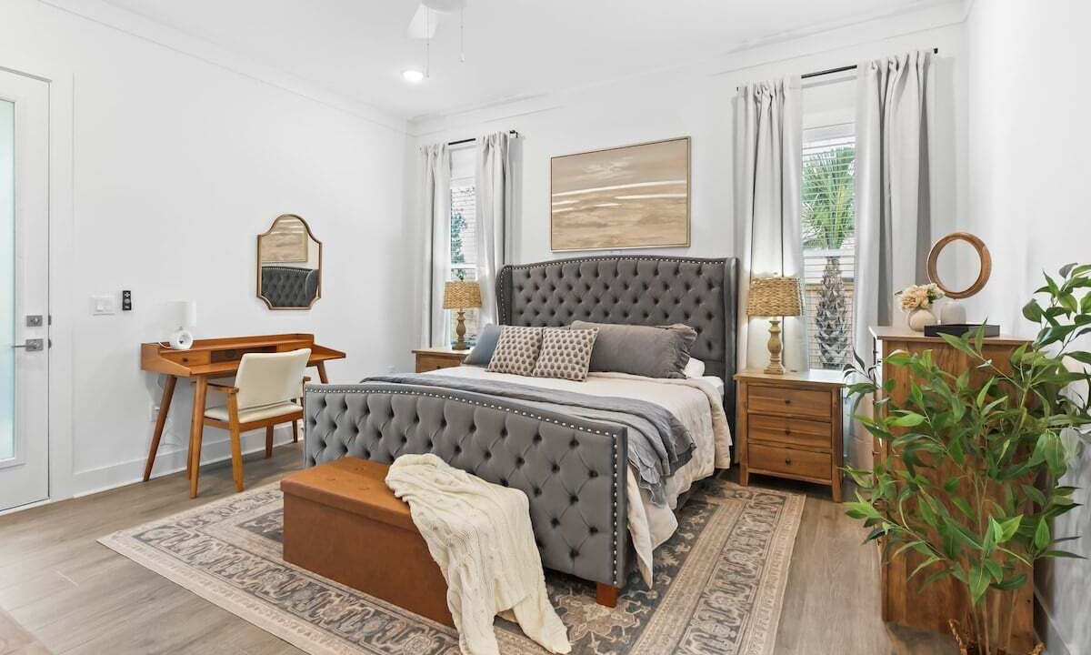 Photo of Bedroom in Gulfview Heights