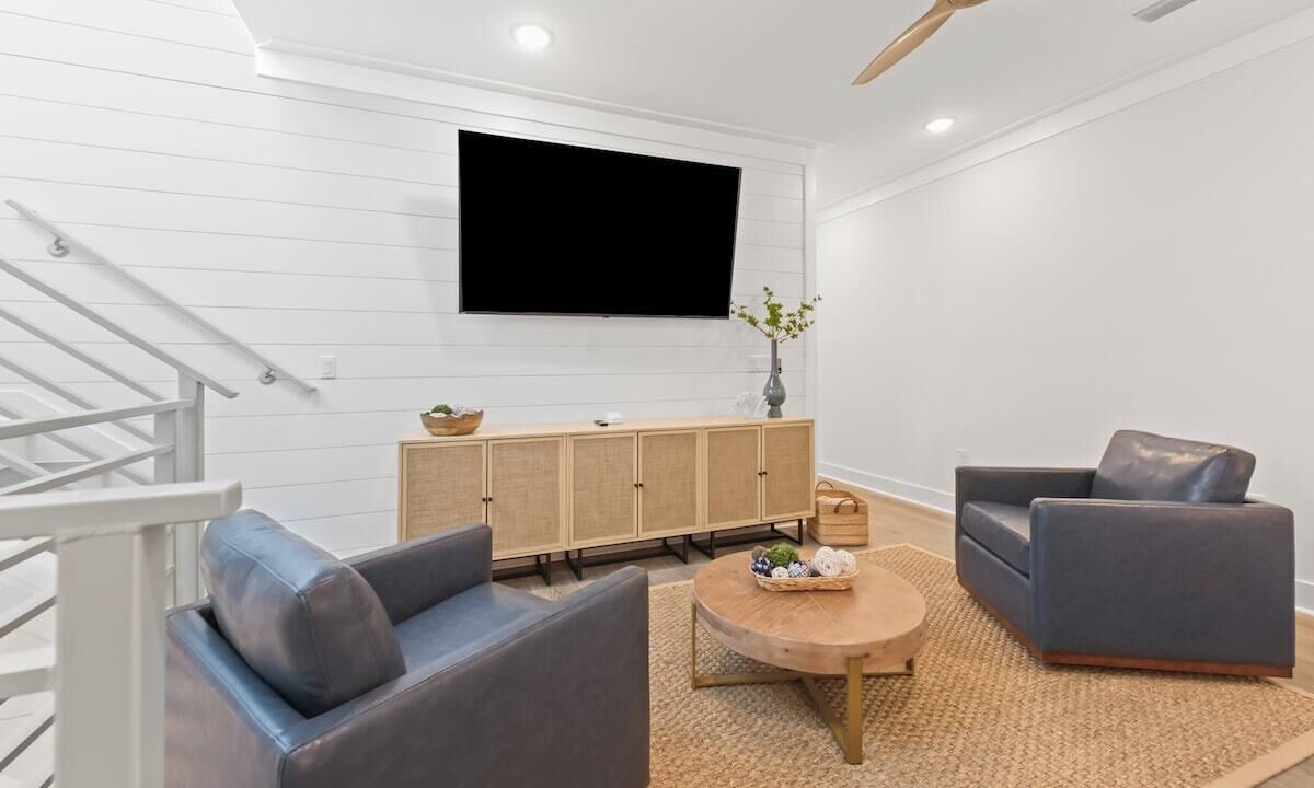 Photo of Livingroom in Gulfview Heights