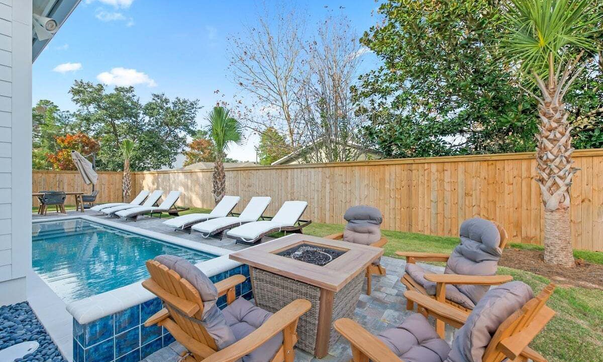 Photo of Outdoor in Gulfview Heights