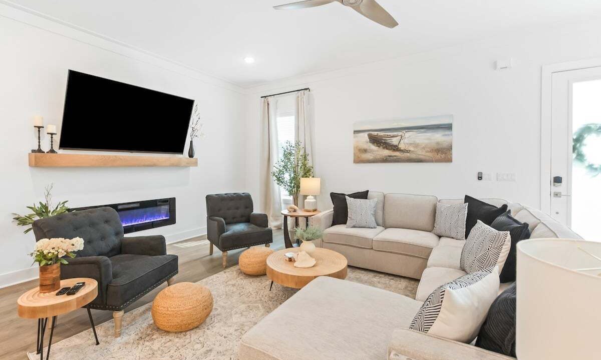 Photo of Livingroom in Gulfview Heights