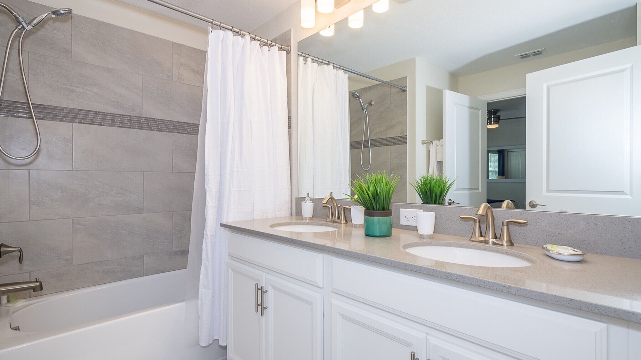 Photo of Bathroom in Kissimmee