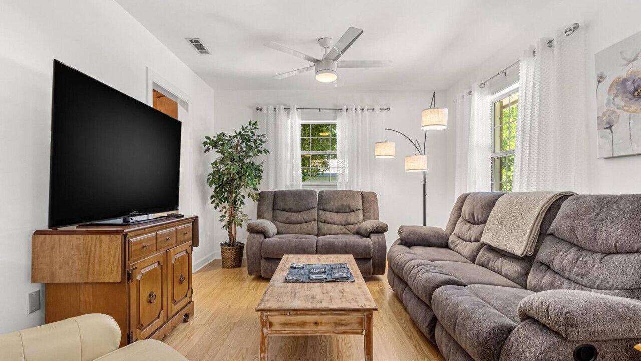 Photo of Livingroom in Sugarfoot