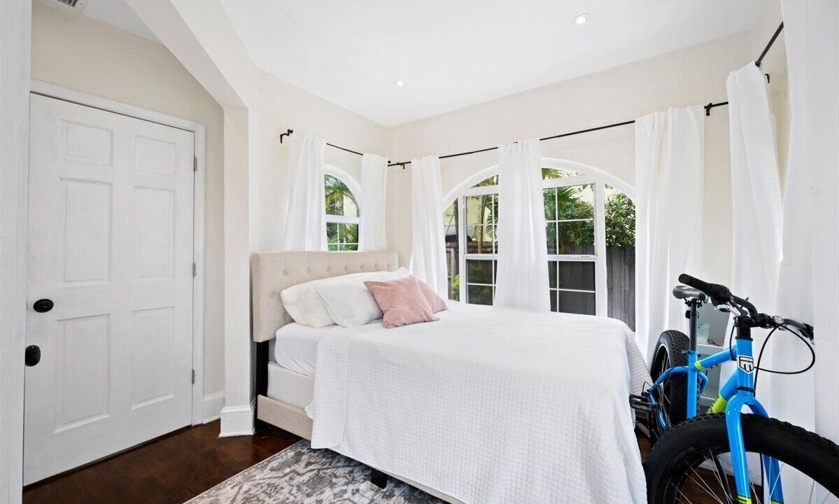 Photo of Bedroom in Palm Beach