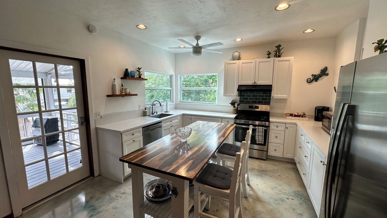 Photo of Kitchen in Little Torch Key