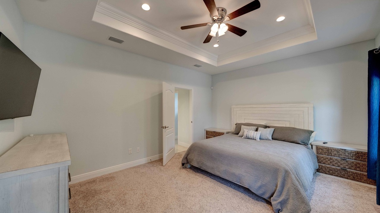 Photo of Bedroom in Bahama Beach