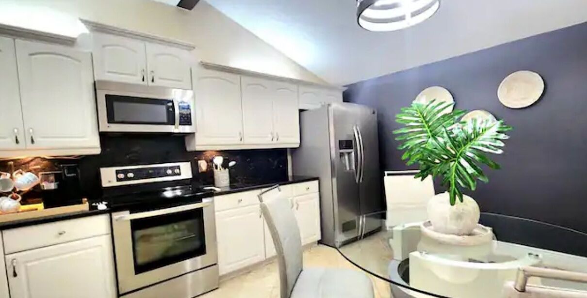 Photo of Kitchen in Bearss Plaza