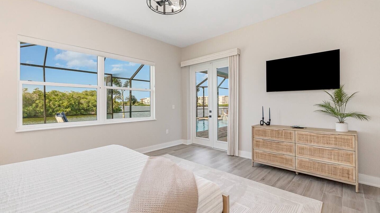 Photo of Bedroom in Cocoa Isles