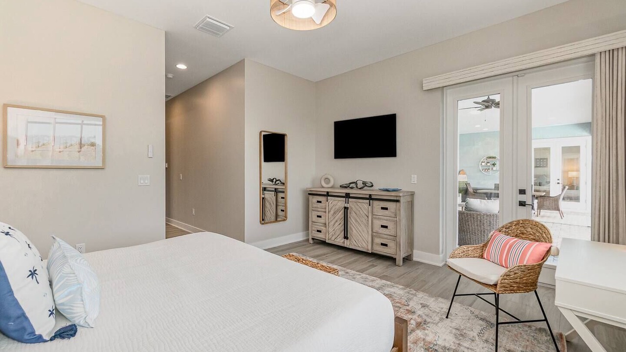 Photo of Bedroom in Cocoa Isles
