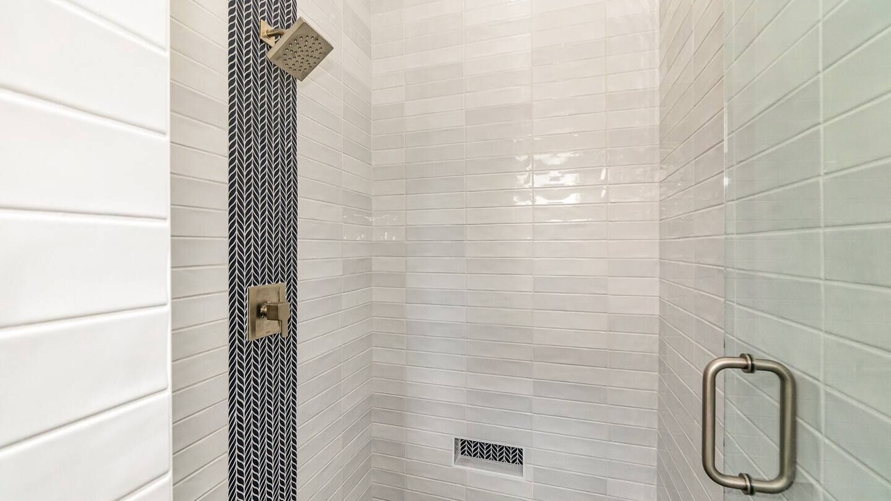 Photo of Bathroom in Cocoa Isles