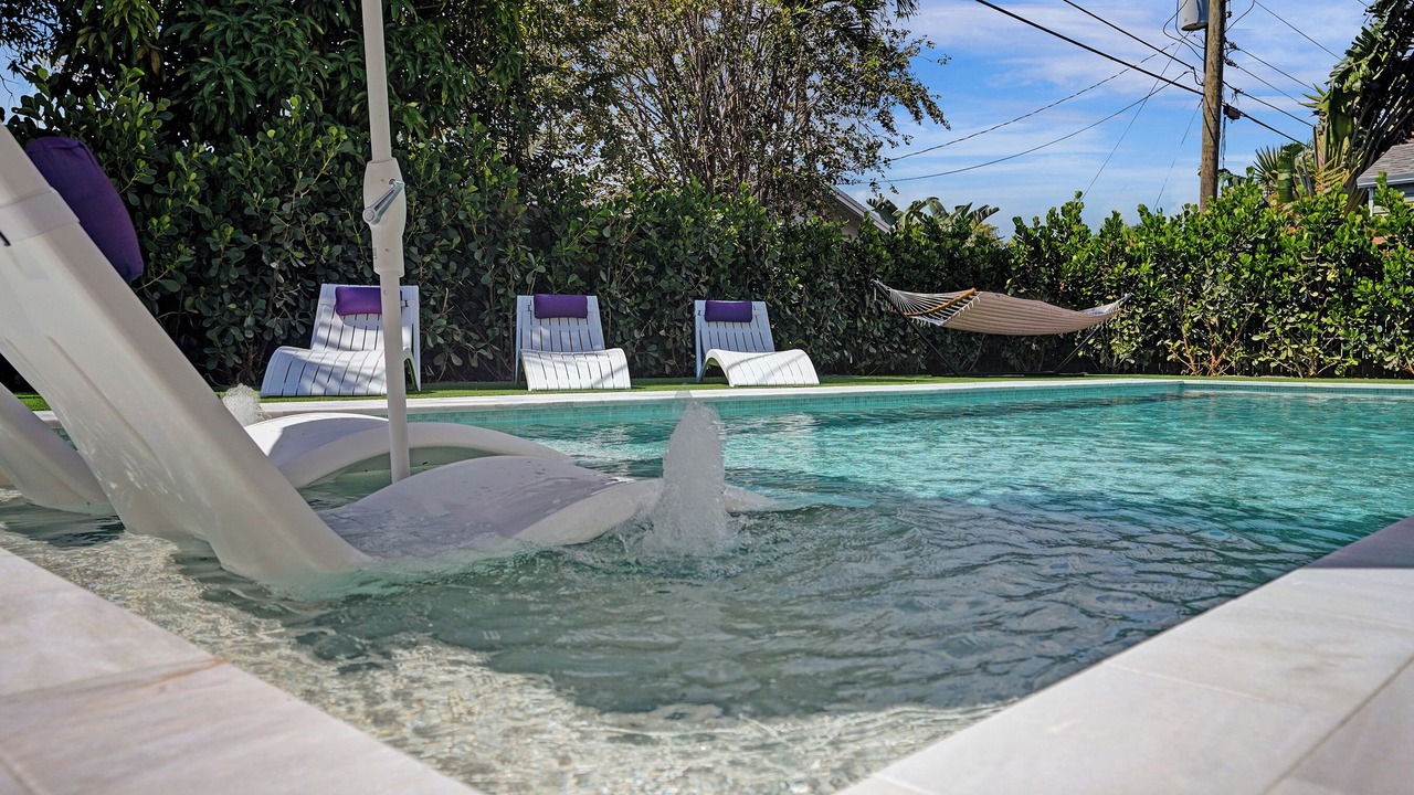 Photo of Outdoor in Tropic Palms