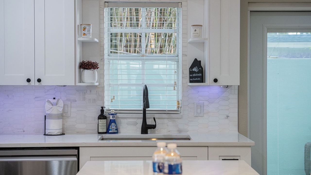Photo of Kitchen in Courier City - Oscawana