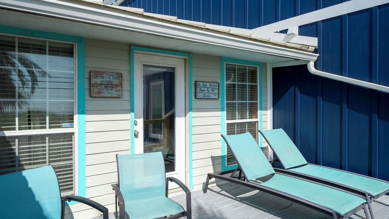 Photo of Patio Balcony in Fort Bay