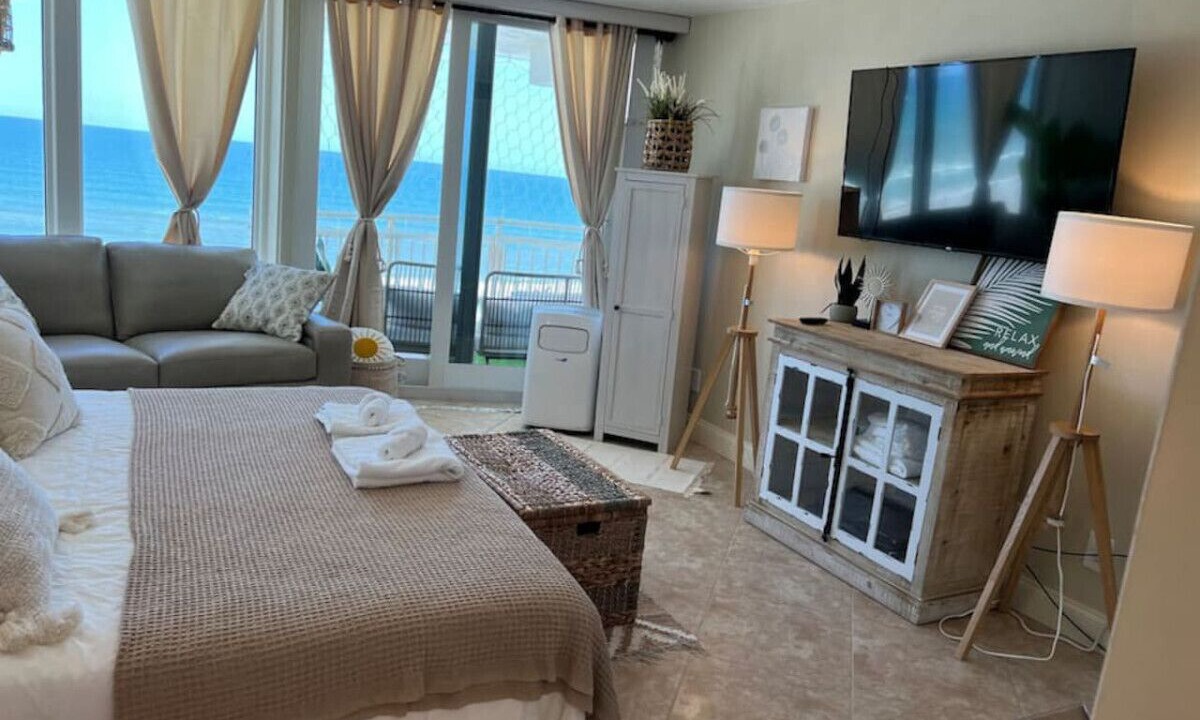 Photo of Bedroom in Daytona Beach Shores