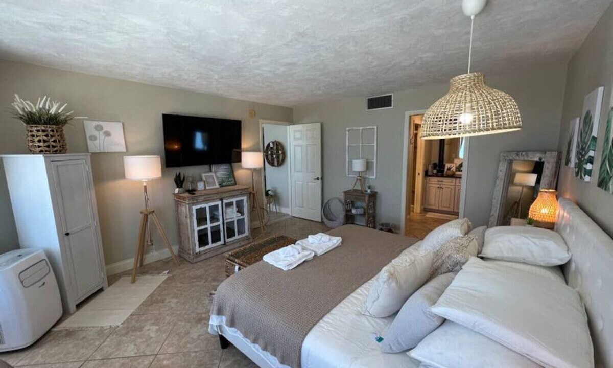 Photo of Bedroom in Daytona Beach Shores