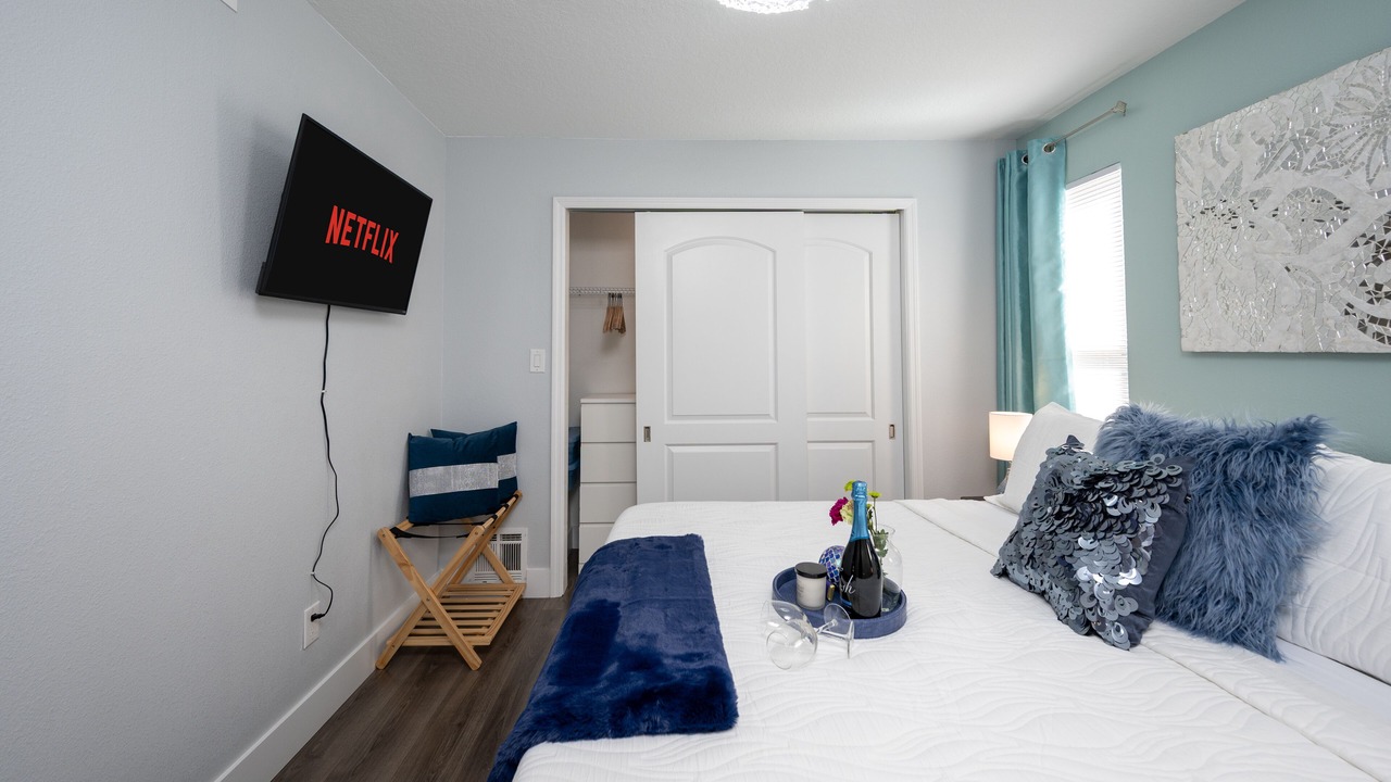 Photo of Bedroom in Egypt Lake-Leto