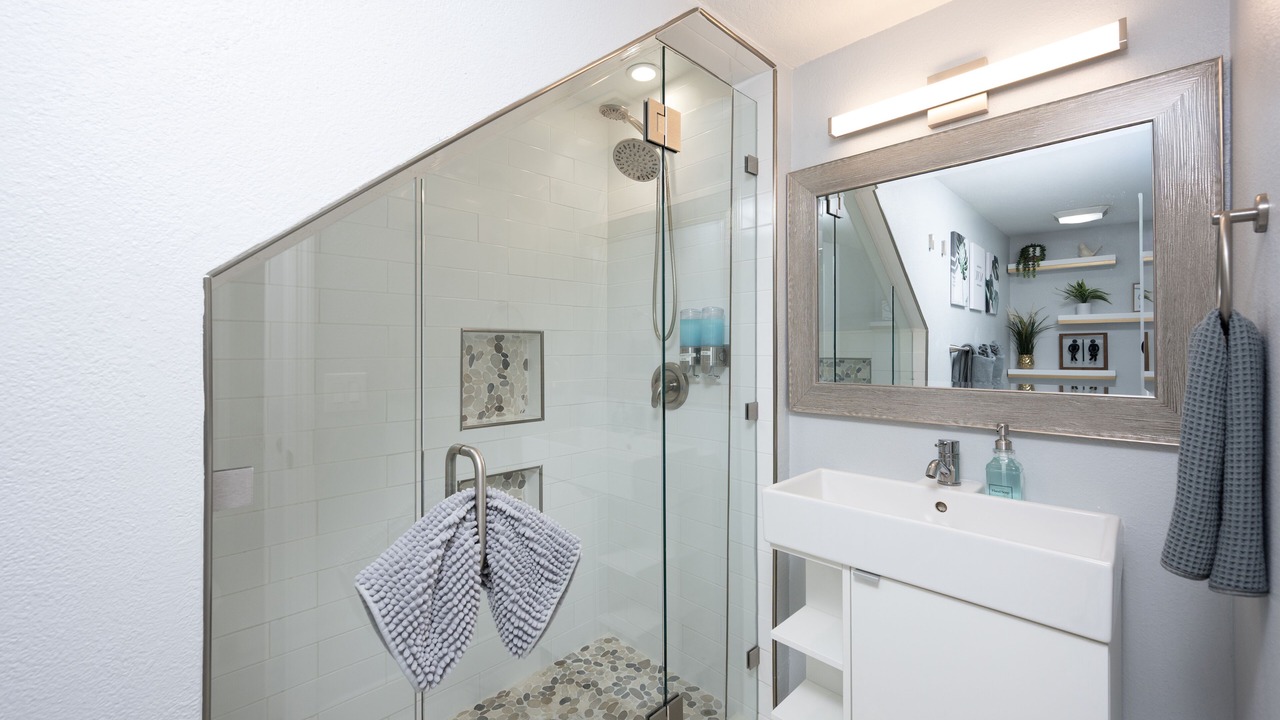 Photo of Bathroom in Egypt Lake-Leto