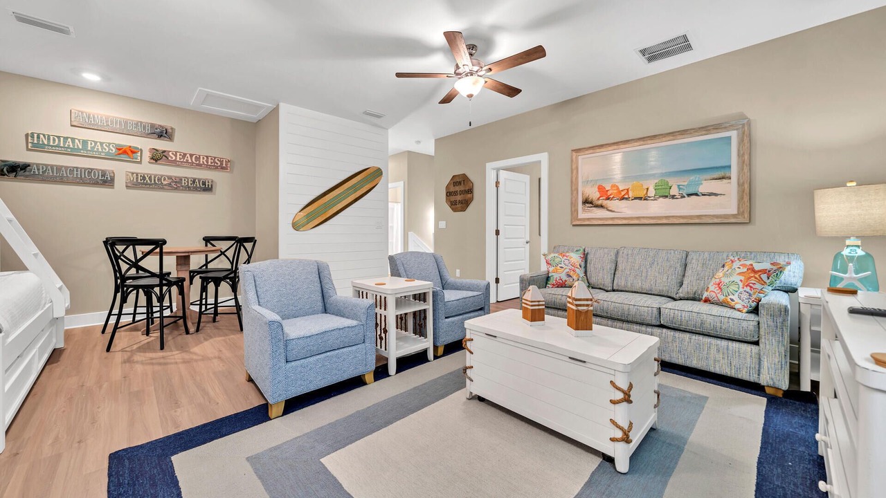 Photo of Livingroom in Laguna Beach Estates