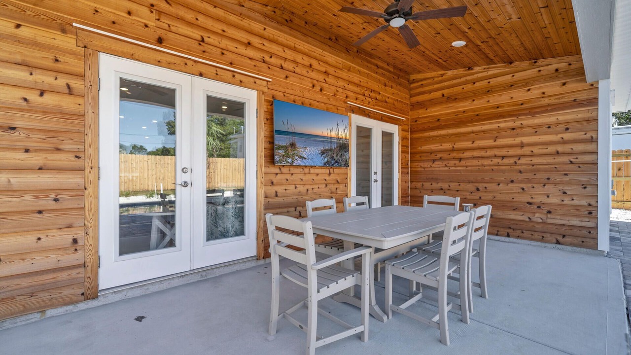 Photo of Outdoor in Laguna Beach Estates
