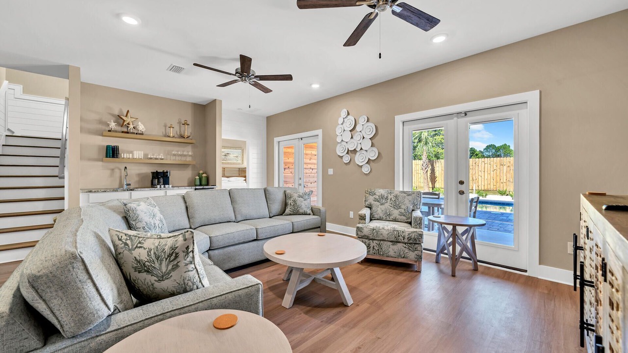 Photo of Livingroom in Laguna Beach Estates