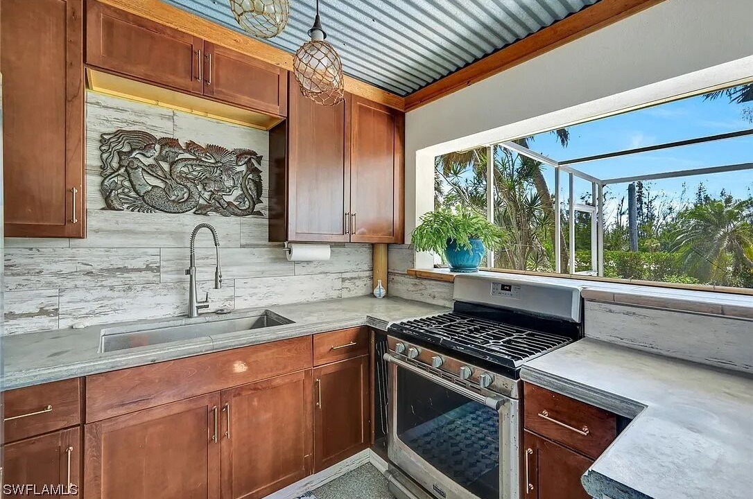 Photo of Kitchen in Alden Pines