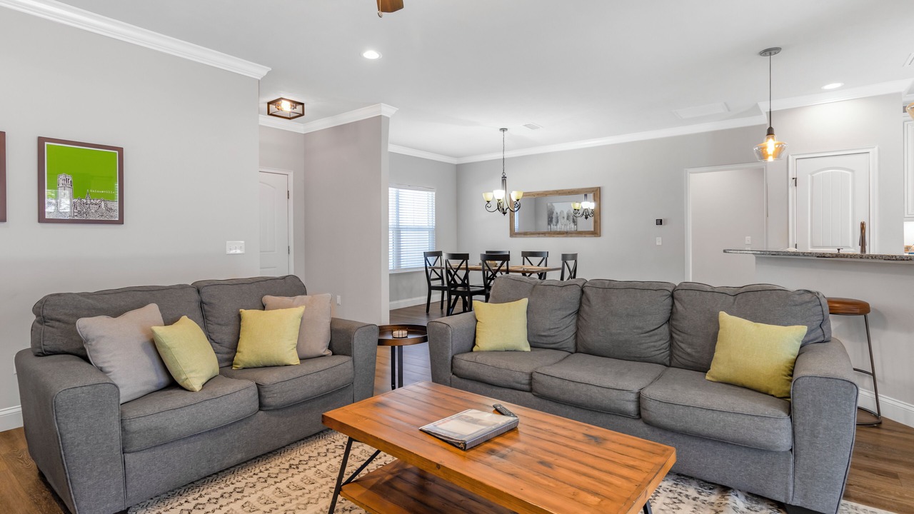 Photo of Livingroom in Hazel Heights