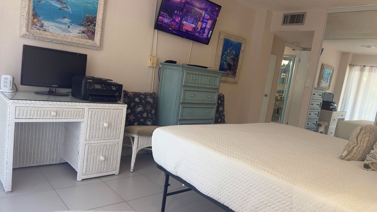 Photo of Bedroom in Key Colony Beach