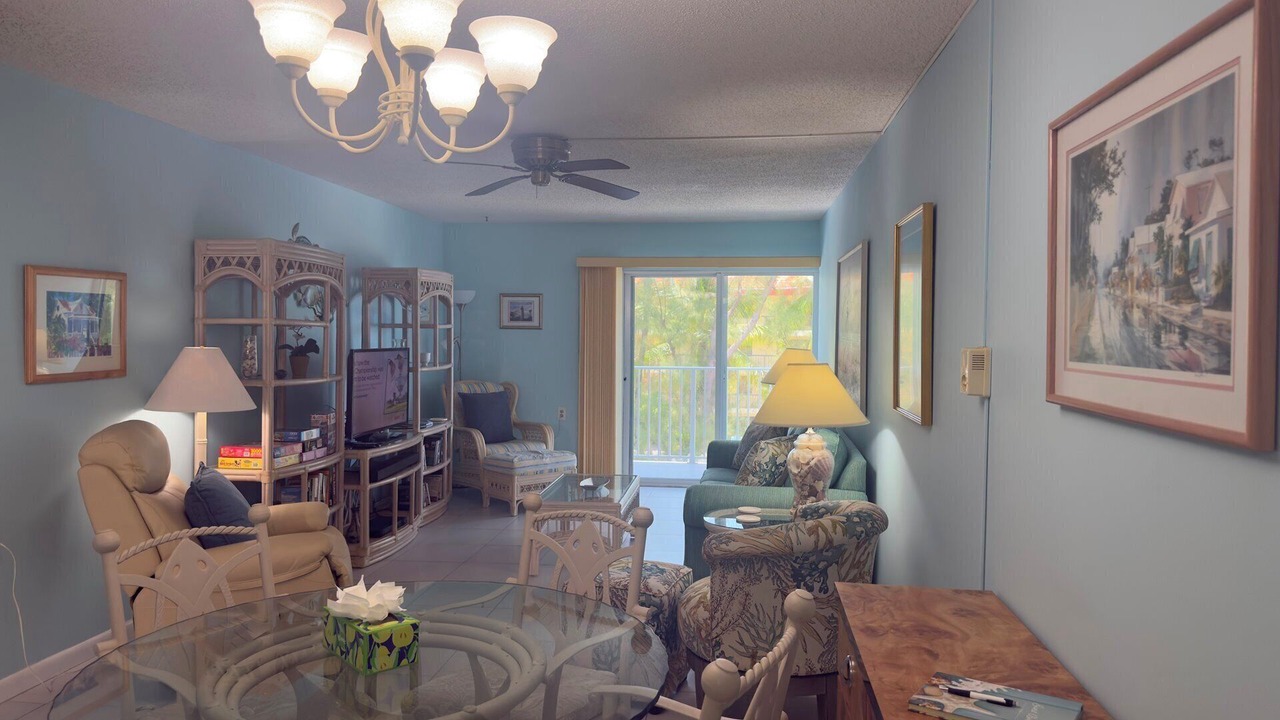 Photo of Livingroom in Key Colony Beach
