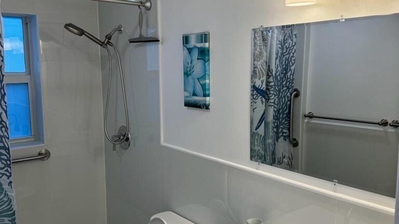 Photo of Bathroom in Boynton Beach